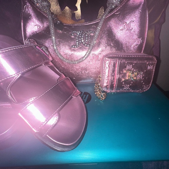 Juicy Couture Pink Metallic Bag, Sandals, and Wallet Set - Picture 3 of 7